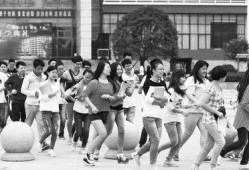 邻居同学在线观看,同学在线观影新风尚